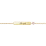 Bracciale per neonata con piastrina e perla in corallo personalizzata in argento placcata in oro giallo 18Kt