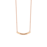Collana con piastrina rettangolare curva personalizzata in argento placcata in oro rosa 18Kt